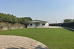 Dusk & Dawn Farm, Greater Noida