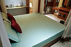 VLuv Home Stay, Chennai