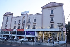 Hotel The Crown Town, Zaheerabad