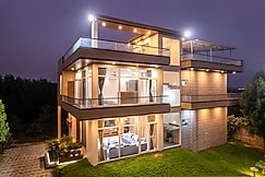 ELIVAAS Echoes by the Aravalli 5 BHK with Pvt Pool and Aravalli Views, Jaipur