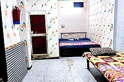 Jai Narsingh Guest House, Ujjain