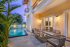 ELIVAAS Signature Casa Zyra 4 BHK Pet friendly villa with Pvt Pool and Lift Close to Assagao, Goa