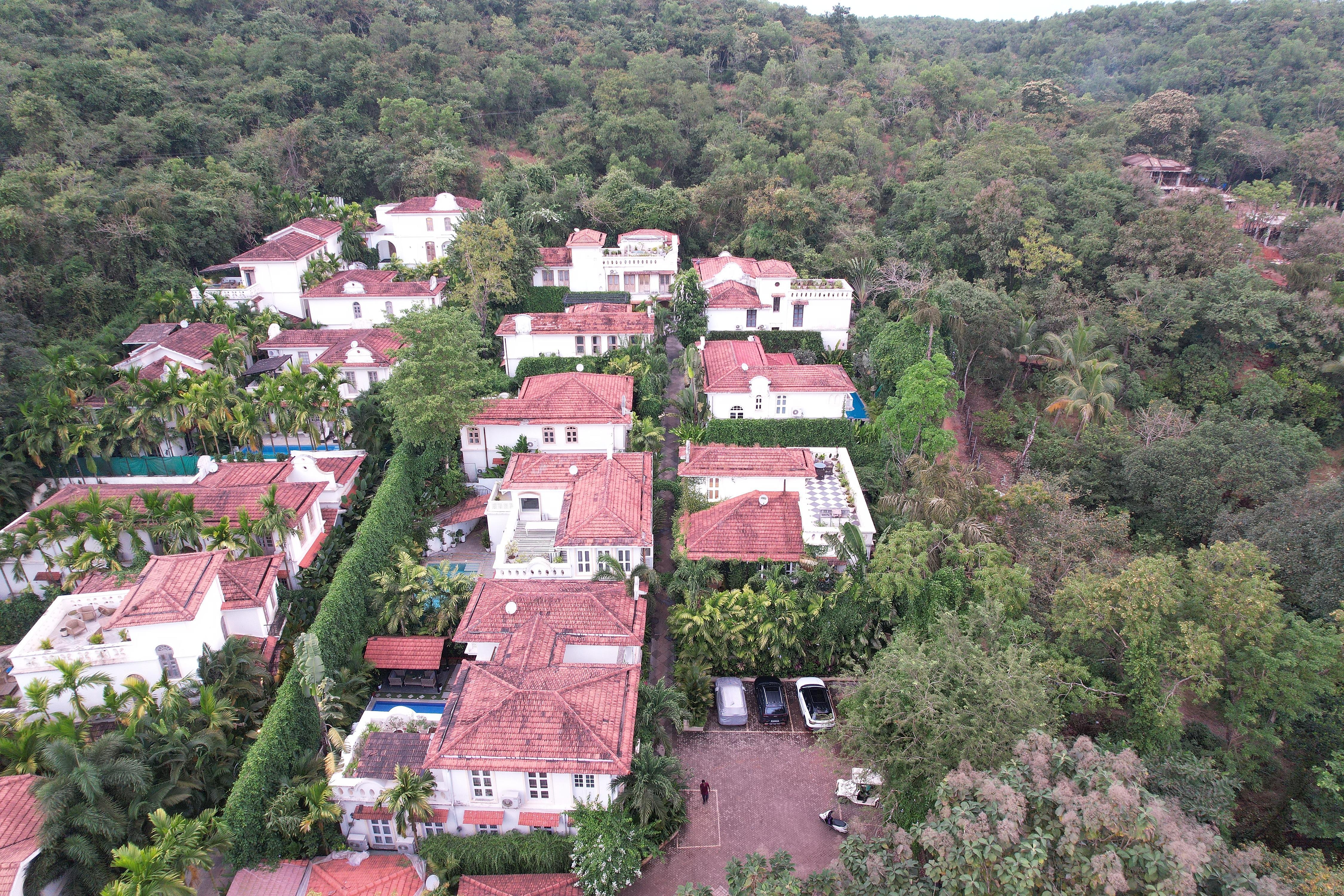 ELIVAAS Signature 3-BHK Elysee Villa With Pvt Pool - Tap to explore photos
