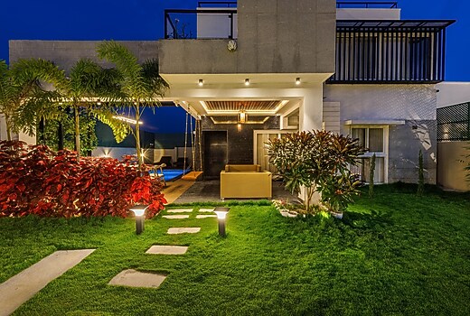 The Sapphire Garden Villa by StayJade