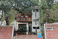 Tree House Hill Station Home (Suite 3) 2 Guests, Kolhapur