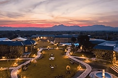 juSTa Luxe Highpoint Jawai, Falna