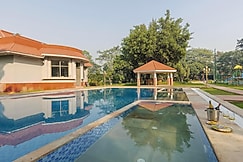 SaffronStays Emerald Farms, Sohna