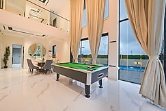 Y2K Luxury Villa with Pvt Pool, Lonavala, Wadgaon