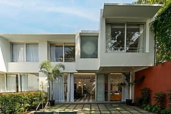 La Aguilar - 2 BHK Artistic Private Pool Villa, Goa