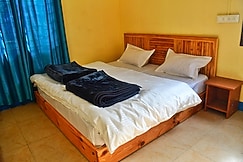 Ivan homestay & the alliance kitchen, Sainj