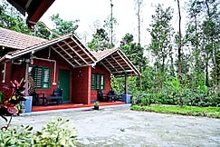 Patel's Homestay by Dazzle Destinations - Bonfire and Games, Belur