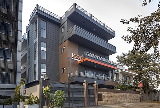 Loop by Zolo Baani Square, Gurugram