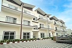 Jairam Gold Royal Beach Resort, Mandarmani