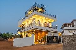 Lovedale 2BHK Villa with Pvt Pool by Tensor Stays, Lonavala