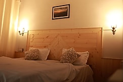 Shangrila thachi   riverside   serene   offbeat, Gushaini