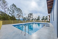 Sterling Valley of Pine Lansdowne, Lansdowne