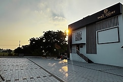 The Sam's Court Elite Stay, Tiruchirappalli
