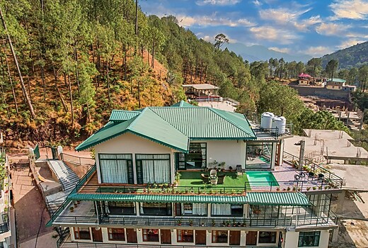 ELIVAAS Dilli House Villa 3 Bhk with Pvt pool