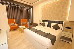 Hotel Paras, Bareilly