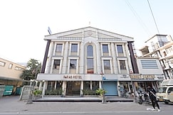 Hotel Paras, Bareilly