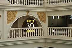 Hotel VD Rooms Vesu, Surat