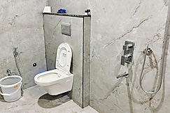 Revelon Grand Hotel, Indore