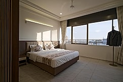 Hotel The Grand Platinum, Ahmedabad