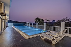 Midpoint Uno by Alaya stays, Goa