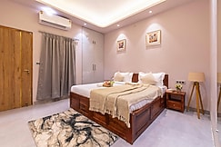 Alaya Stays Radhika 2BHK Apartment With Terrace, Greater Noida