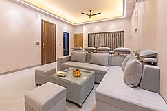 Alaya Stays Radhika 2BHK Apartment With Terrace, Greater Noida
