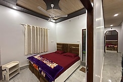Shreemat Homestay, Ayodhya