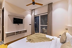 ELIVAAS Midpoint UMA | Pet-friendly 7 BHK Villa With Pool, Goa