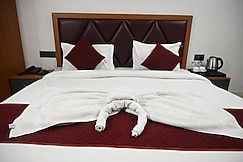 LUXURY STAY INN, Prayagraj