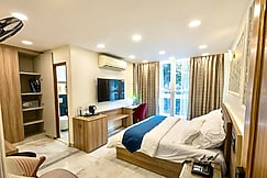 Rental Accomodation  3 Bed Rooms, Delhi