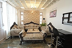 The Little Haven 2BHK with Terrace near Mall Road, Shimla