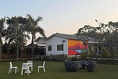Farmhouse in Noida for Weddings, parties etc, Noida