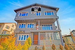 Collection O Kursoo Rajbagh Formerly Mid Valley Residency, Srinagar