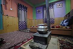 Som Ji Home Stey Sangla, Sangla
