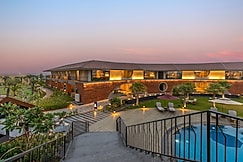 The Aaureum Resorts & International Convention Centre, Banera