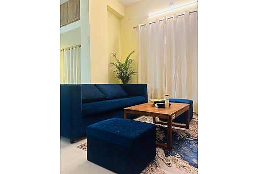 StayEasy Olive Near Eco park