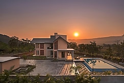 SaffronStays SunsetGlow, Kolad