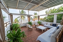 Villa Amarena - Family friendly - Beach access, Auroville