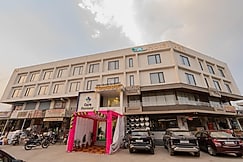 HOTEL TGR, Bharuch