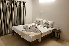 Hotel Radha Krishna Pure-Veg Lonavala, Lonavala
