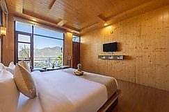 Splendid Retreat Hotels, Kalka