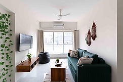 Lavish 2bhk Apartment near BKC by Iconic Stays, Mumbai