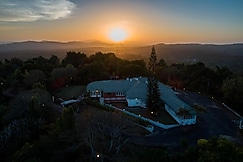 ama Stays & Trails - Pollibetta Bungalow, Coorg, Coorg