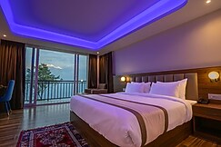 Wisteria Crystal Manor, Soreng