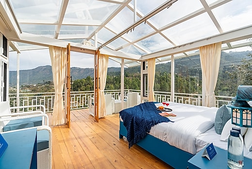 SaffronStays Prism Hill Glass Suite