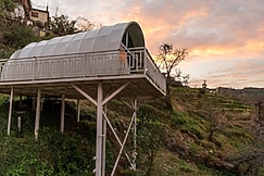 SaffronStays Prism Hill (Cocoon Suite), Mukteshwar